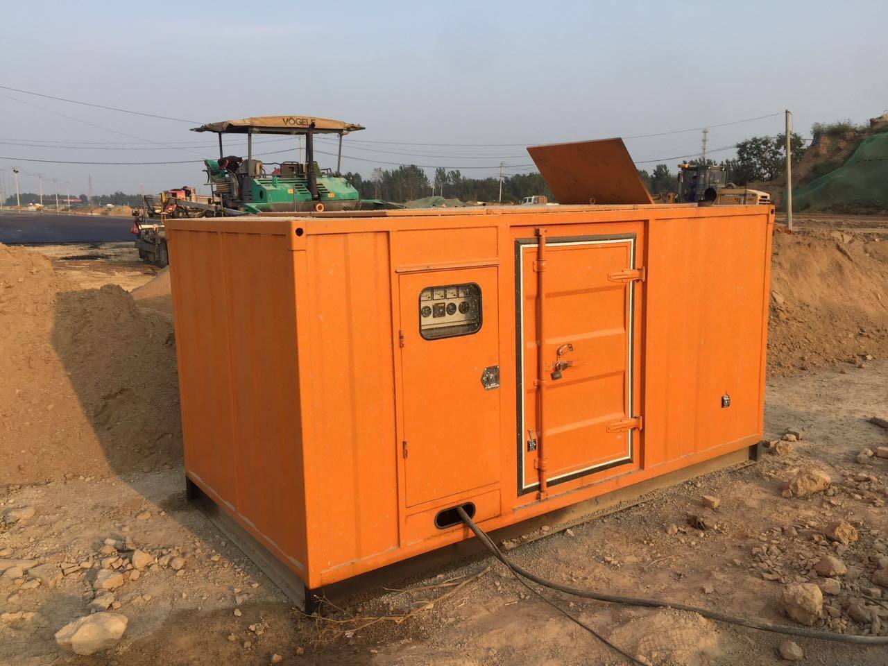 西峰发电机出租-不同气候环境对柴油发电机组运行的影响