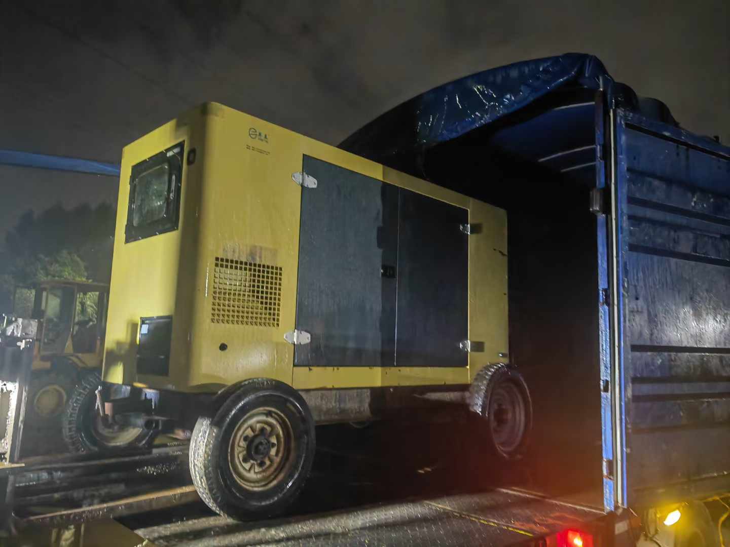 西峰如何根据负载特性选择合适的柴油发电机？