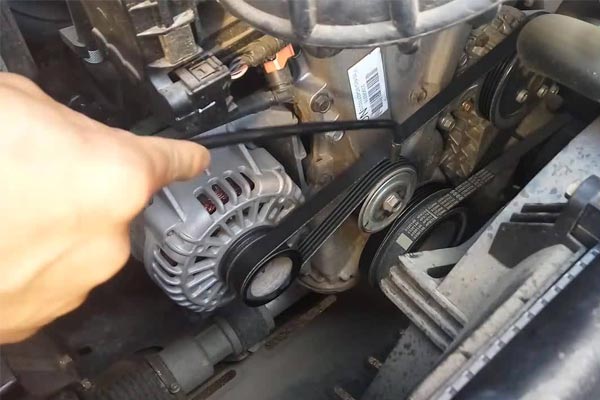 西峰转速传感器的工作原理是什么？