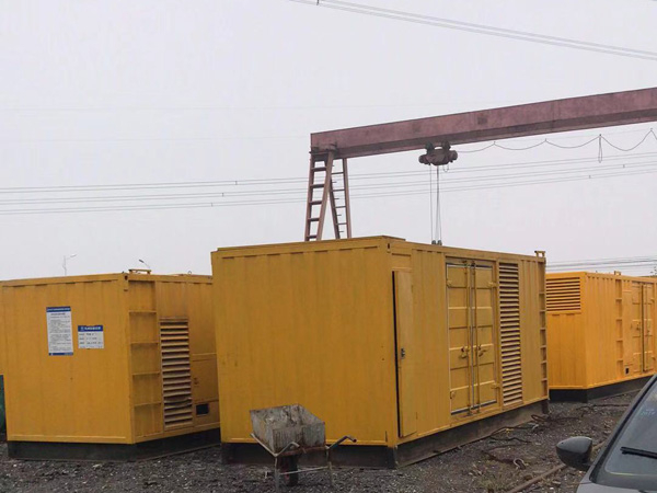 西峰100kw柴油发电机组每小时油耗？